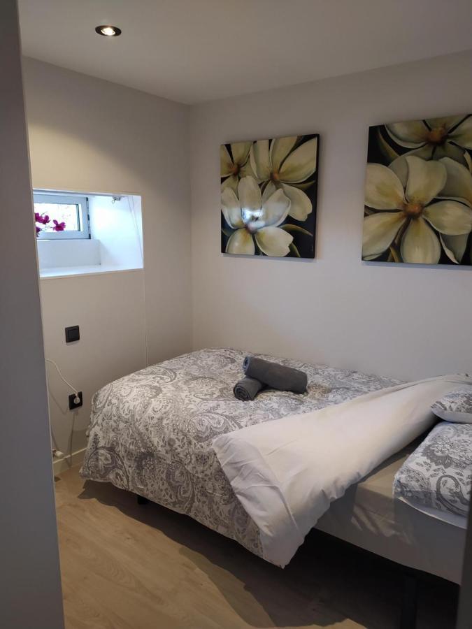 Habitaciones En El Centro De Madri Exterior foto